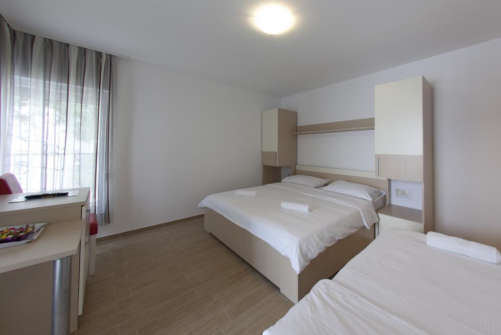 Villa Klara Guest House Башка-Вода Экстерьер фото